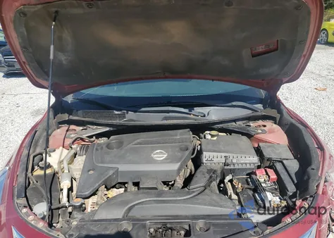 2015 Nissan Altima 2.5 from USA, damaged, VIN 1N4AL3AP2FC240835